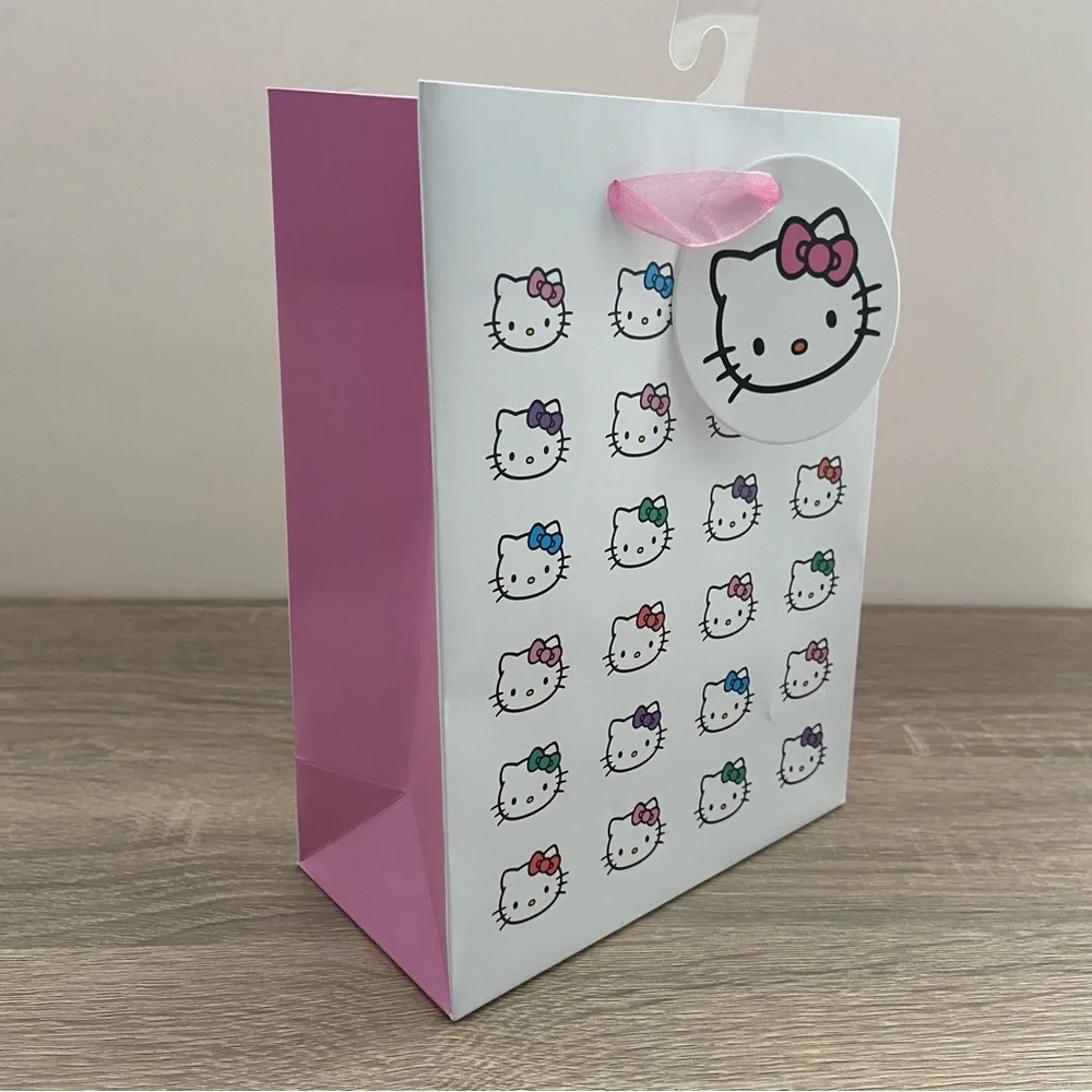 Hello Kitty White Hello Kitty Faces Small Gift Bag NEW